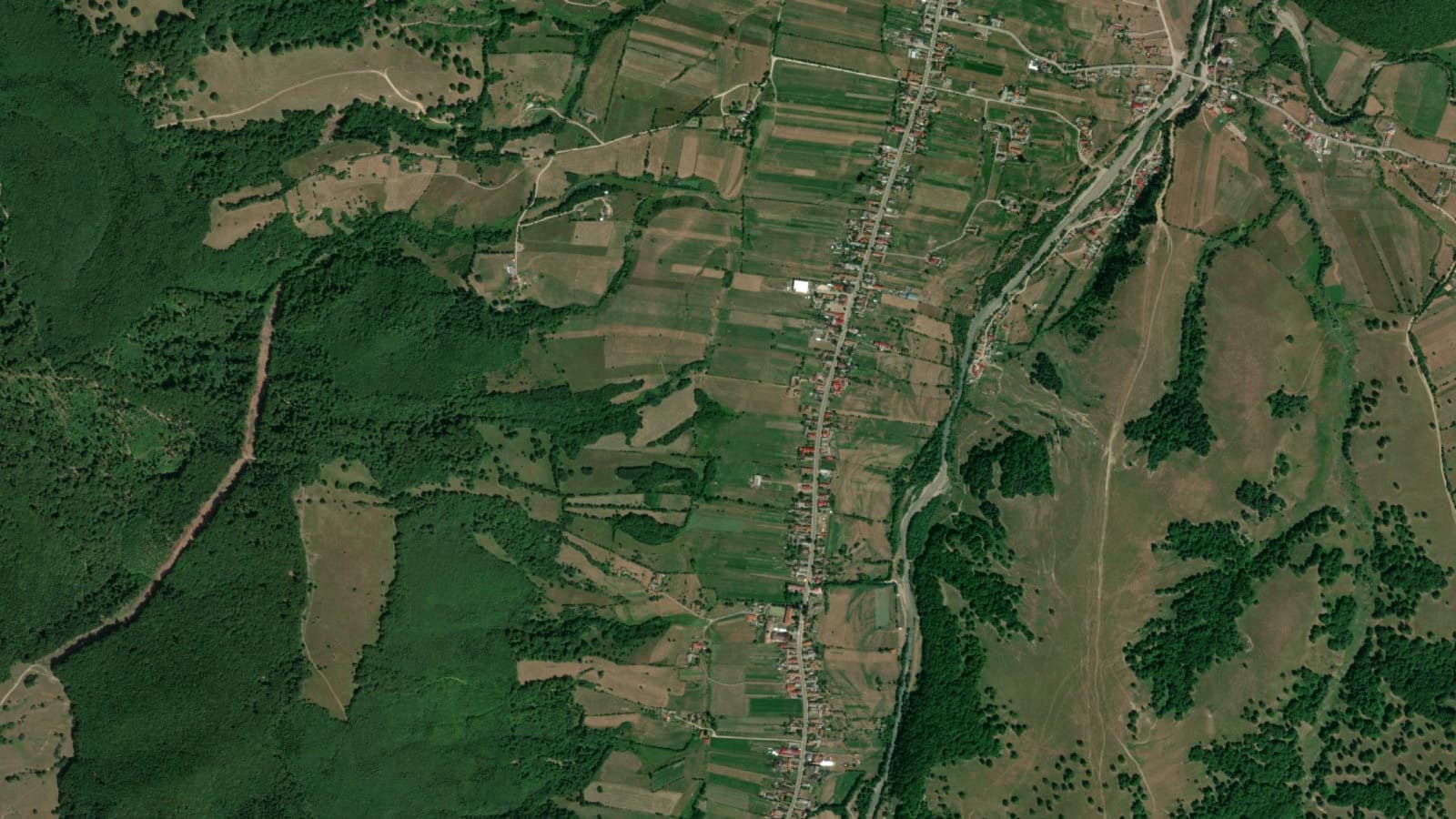 Vedere din satelit a Comunei Vama Buzăului și a văilor din jur